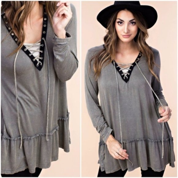 NEW Boutique Ruffle Hem Lace Up Neck Tunic Top Shirt Blouse Brown Gray Small NWT - Picture 3 of 4